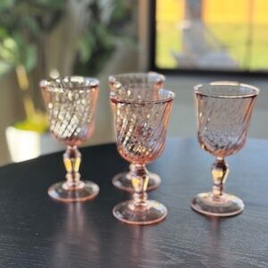 4 Pc Arcoroc France Rosaline pink wine glasses Vintage